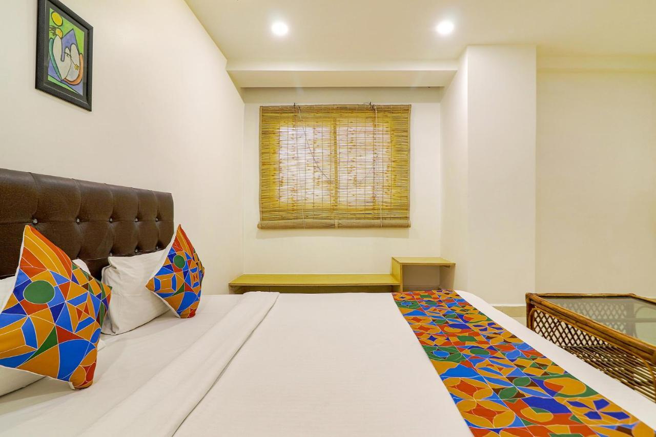 Fabhotel Aamantran & Banquet Halls - Nr Rtc X Roads Metro Station 海得拉巴 外观 照片