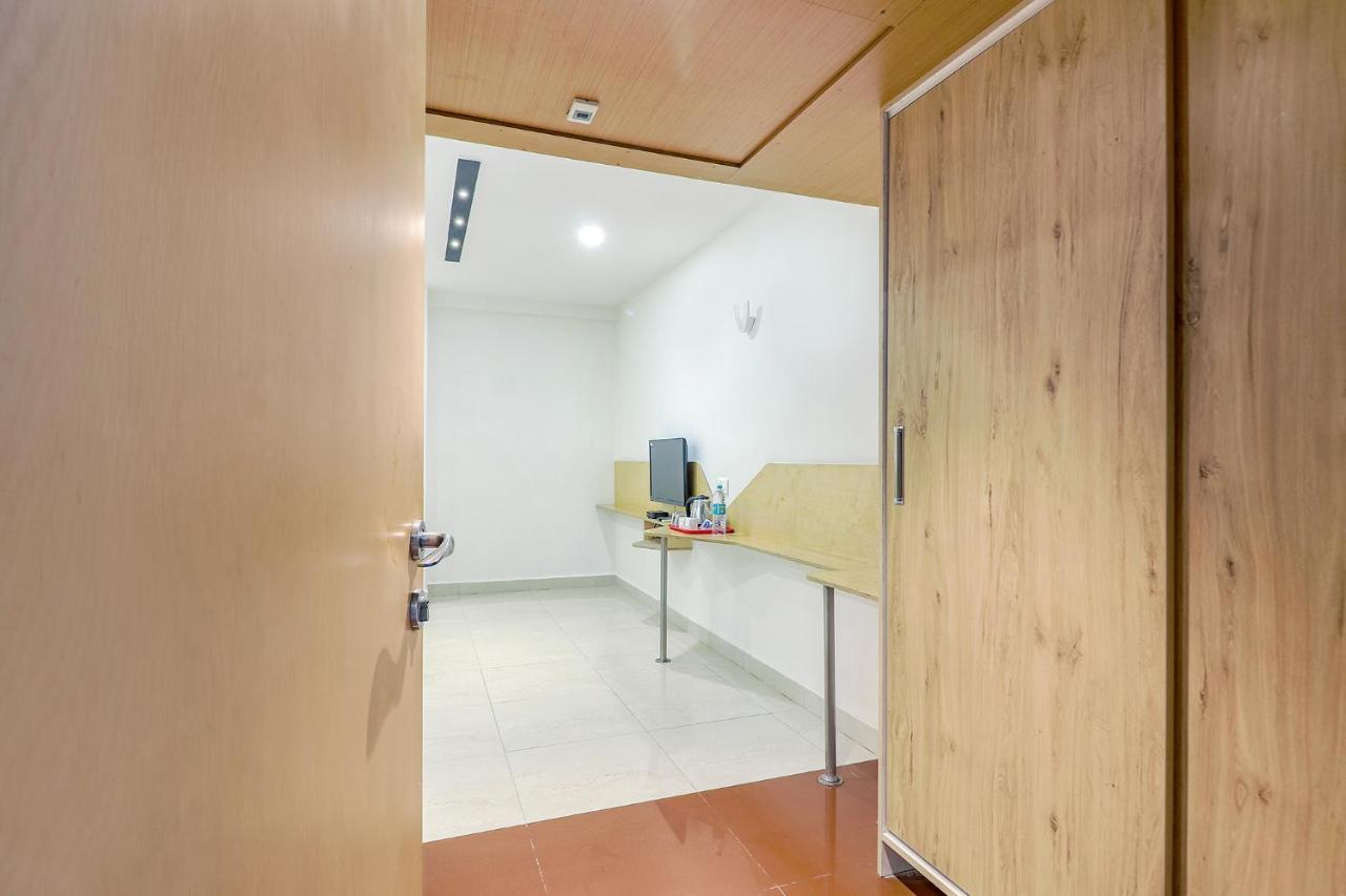 Fabhotel Aamantran & Banquet Halls - Nr Rtc X Roads Metro Station 海得拉巴 外观 照片